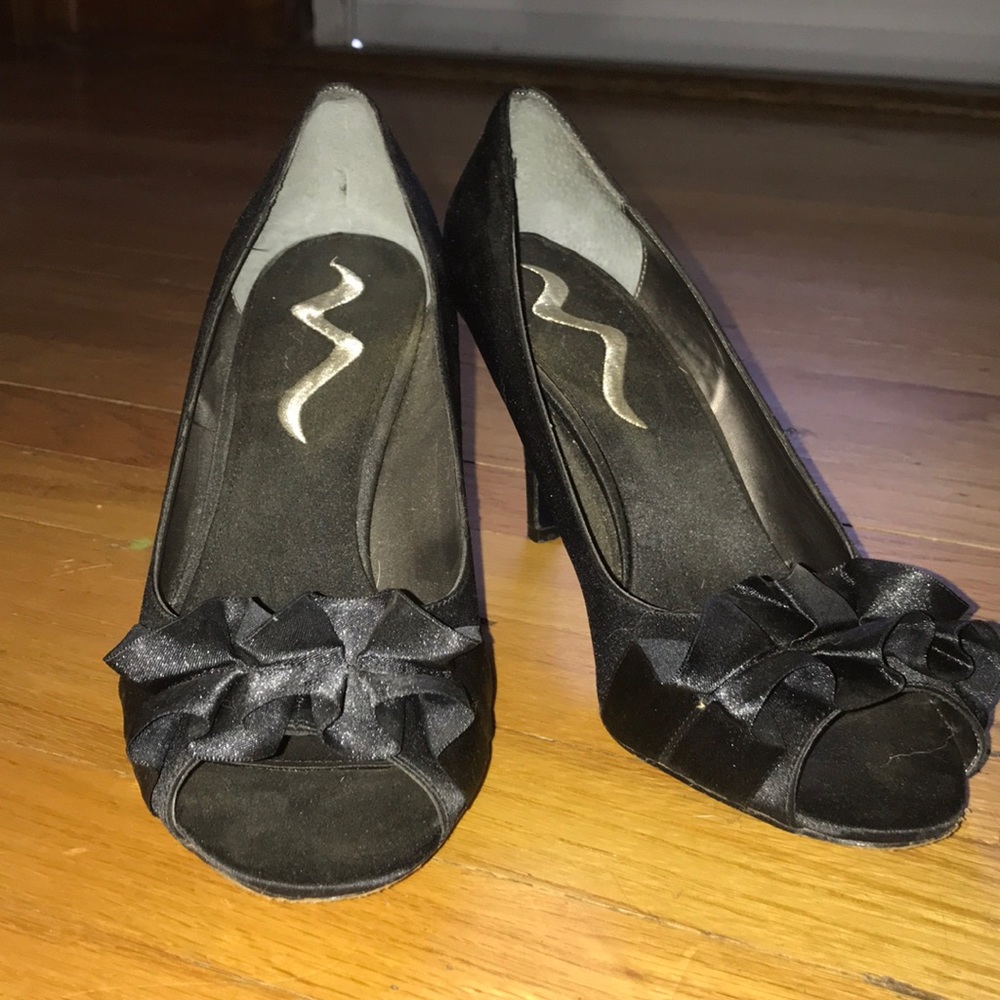Black Nina Peep Toe